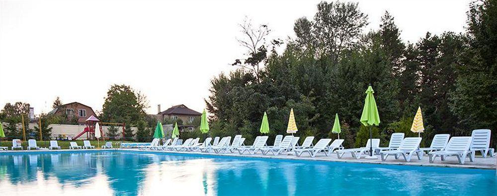 Safari Hotel Charków Zewnętrze zdjęcie